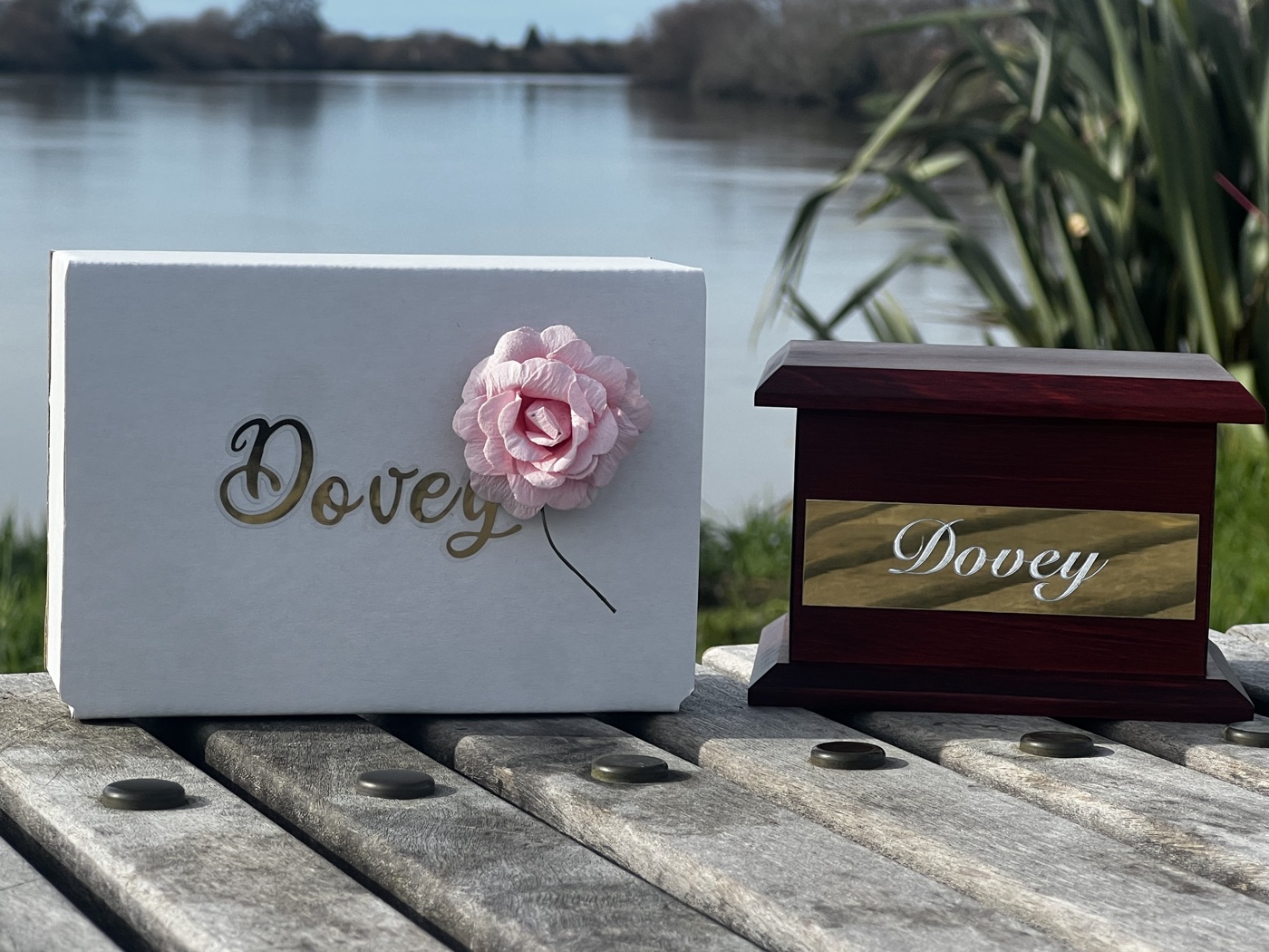 Pet aquamation memorial keepsake boxes